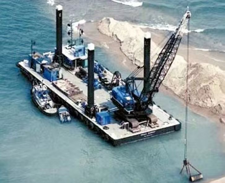 Material Transfer Crane Barge factory